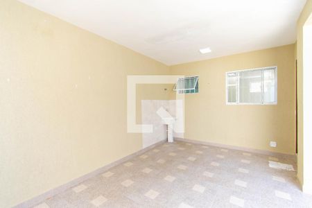 Casa para alugar com 80m², 2 quartos e 2 vagas Casa para alugar com 80m², 2 quartos e 2 vagasÁrea de Serviço e Quintal