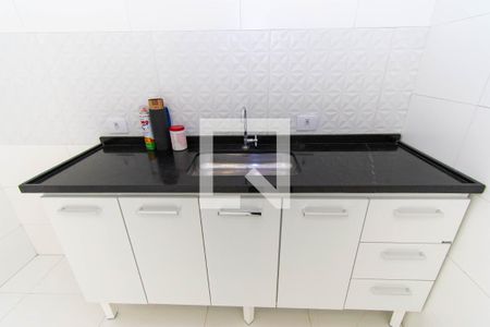 Casa para alugar com 80m², 2 quartos e 2 vagas Casa para alugar com 80m², 2 quartos e 2 vagasCozinha