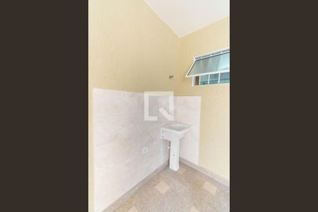 Casa para alugar com 80m², 2 quartos e 2 vagas Casa para alugar com 80m², 2 quartos e 2 vagasÁrea de Serviço