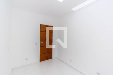 Quarto 2 de casa para alugar com 2 quartos, 80m² em Vila Celeste, São Paulo