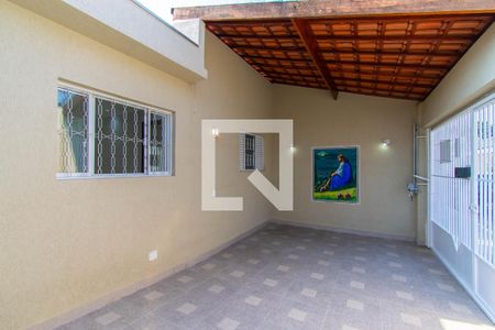 Casa para alugar com 80m², 2 quartos e 2 vagas Casa para alugar com 80m², 2 quartos e 2 vagasGaragem
