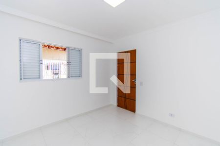 Quarto 1 de casa para alugar com 2 quartos, 80m² em Vila Celeste, São Paulo