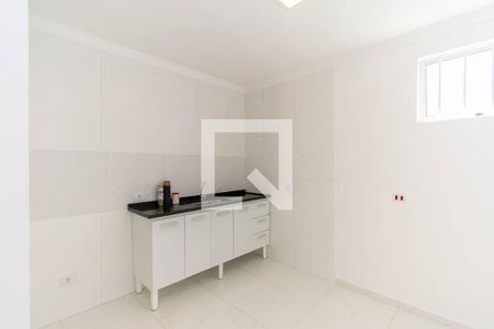 Casa para alugar com 80m², 2 quartos e 2 vagas Casa para alugar com 80m², 2 quartos e 2 vagasCozinha