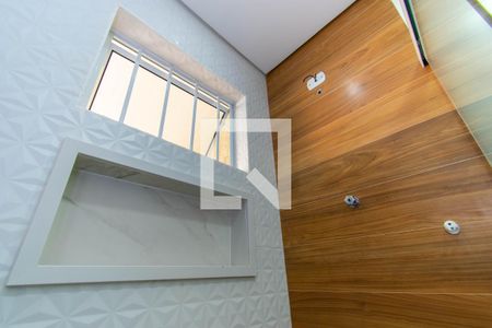 Casa para alugar com 80m², 2 quartos e 2 vagas Casa para alugar com 80m², 2 quartos e 2 vagasBanheiro