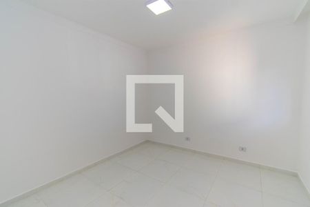 Quarto 1 de casa para alugar com 2 quartos, 80m² em Vila Celeste, São Paulo