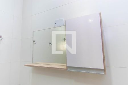 Casa para alugar com 80m², 2 quartos e 2 vagas Casa para alugar com 80m², 2 quartos e 2 vagasBanheiro