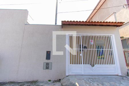 Casa para alugar com 80m², 2 quartos e 2 vagas Casa para alugar com 80m², 2 quartos e 2 vagasFachada