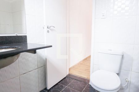 Casa à venda com 104m², 4 quartos e 2 vagasBanheiro