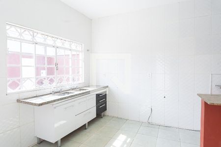 Casa à venda com 104m², 4 quartos e 2 vagasCozinha