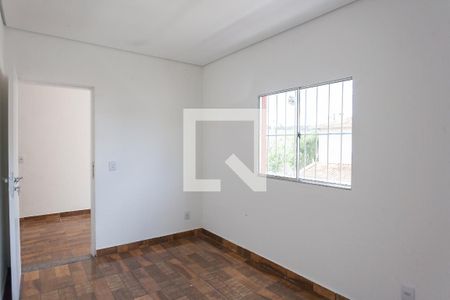 Casa à venda com 104m², 4 quartos e 2 vagasQuarto