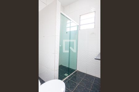 Casa à venda com 104m², 4 quartos e 2 vagasBanheiro