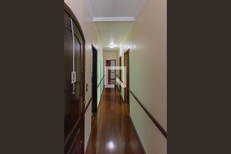 Casa à venda com 142m², 2 quartos e 6 vagasCorredor