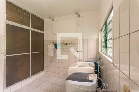 Casa à venda com 142m², 2 quartos e 6 vagasLavanderia