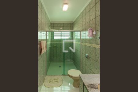 Casa à venda com 142m², 2 quartos e 6 vagasBanheiro Social