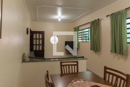 Casa à venda com 142m², 2 quartos e 6 vagasCopa