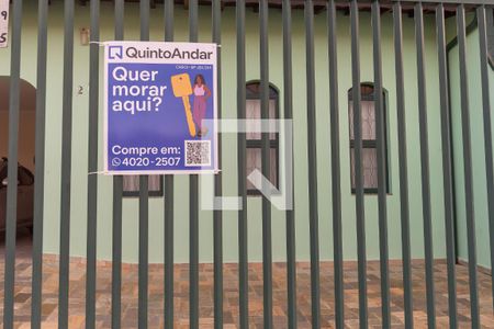 Casa à venda com 142m², 2 quartos e 6 vagasPlaquinha