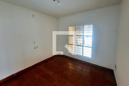 sala de casa para alugar com 4 quartos, 130m² em Jardim Itangua, Sorocaba