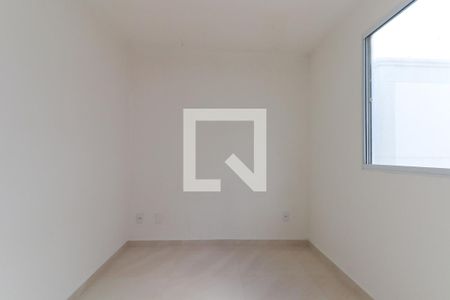 Quarto 1 de apartamento para alugar com 2 quartos, 42m² em Colônia Rio Grande, São José dos Pinhais