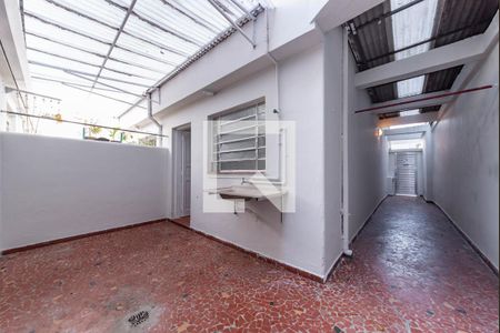 Casa para alugar com 115m², 2 quartos e 1 vagaQuintal