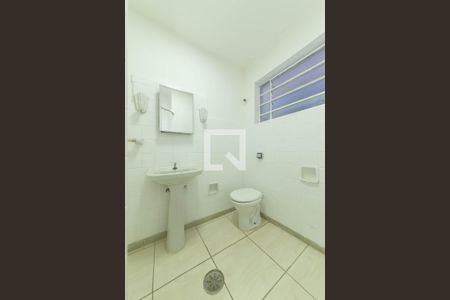 Casa para alugar com 115m², 2 quartos e 1 vagaBanheiro