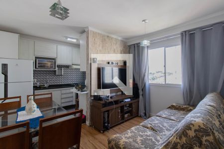 Sala de apartamento à venda com 2 quartos, 44m² em Jardim Cocaia, Guarulhos