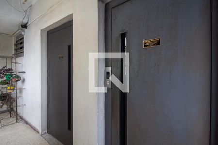 Apartamento para alugar com 39m², 1 quarto e sem vagaElevador