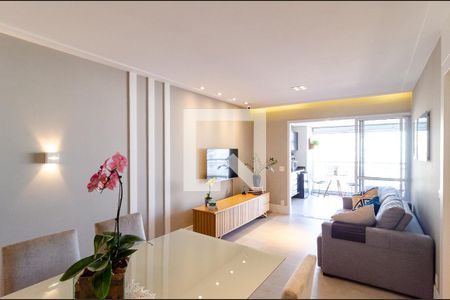 Apartamento à venda com 115m², 3 quartos e 2 vagas Apartamento à venda com 115m², 3 quartos e 2 vagasSala