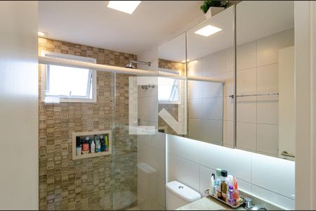 Apartamento à venda com 115m², 3 quartos e 2 vagas Apartamento à venda com 115m², 3 quartos e 2 vagasBanheiro da Suíte