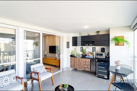 Apartamento à venda com 115m², 3 quartos e 2 vagas Apartamento à venda com 115m², 3 quartos e 2 vagasVaranda