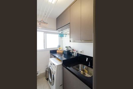 Apartamento à venda com 115m², 3 quartos e 2 vagas Apartamento à venda com 115m², 3 quartos e 2 vagasLavanderia