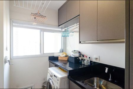 Apartamento à venda com 115m², 3 quartos e 2 vagas Apartamento à venda com 115m², 3 quartos e 2 vagasLavanderia