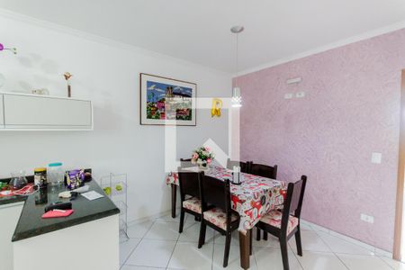 Casa à venda com 120m², 3 quartos e 4 vagas Casa à venda com 120m², 3 quartos e 4 vagasCozinha