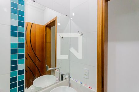 Casa à venda com 120m², 3 quartos e 4 vagas Casa à venda com 120m², 3 quartos e 4 vagasEspelho