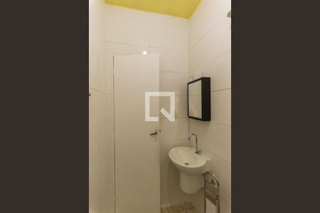 Casa à venda com 125m², 2 quartos e 1 vaga Casa à venda com 125m², 2 quartos e 1 vagaBanheiro