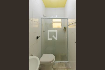 Casa à venda com 125m², 2 quartos e 1 vaga Casa à venda com 125m², 2 quartos e 1 vagaBanheiro