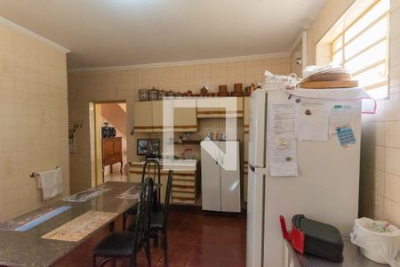 Casa à venda com 360m², 5 quartos e 2 vagasCozinha