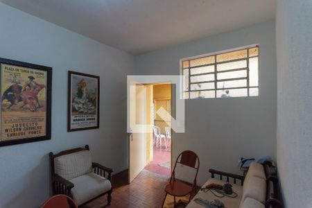Casa à venda com 360m², 5 quartos e 2 vagasCasa 2- Sala