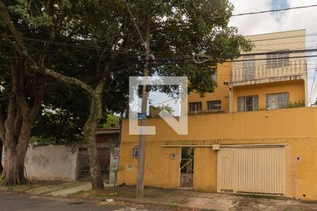 Casa à venda com 360m², 5 quartos e 2 vagasFachada