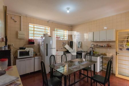 Casa à venda com 360m², 5 quartos e 2 vagasCozinha