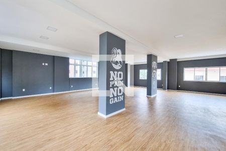 Apartamento para alugar com 65m², 2 quartos e 2 vagasÁrea comum - Academia