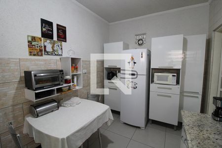 Casa à venda com 175m², 4 quartos e 2 vagasCozinha