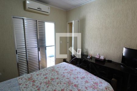 Casa à venda com 175m², 4 quartos e 2 vagasQuarto 3