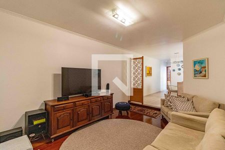 Sala de casa à venda com 3 quartos, 198m² em Jardim Jussara, São Paulo