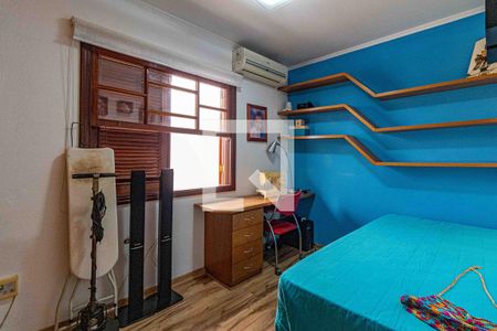 Casa à venda com 198m², 3 quartos e 4 vagas Casa à venda com 198m², 3 quartos e 4 vagasSuite 2