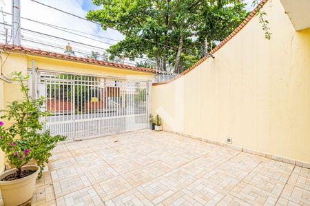 Casa à venda com 198m², 3 quartos e 4 vagas Casa à venda com 198m², 3 quartos e 4 vagasGaragem