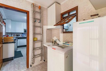 Casa à venda com 198m², 3 quartos e 4 vagas Casa à venda com 198m², 3 quartos e 4 vagasLavanderia