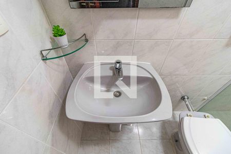 Casa à venda com 198m², 3 quartos e 4 vagas Casa à venda com 198m², 3 quartos e 4 vagasSuite 2 - Banheiro