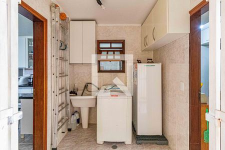 Casa à venda com 198m², 3 quartos e 4 vagas Casa à venda com 198m², 3 quartos e 4 vagasLavanderia