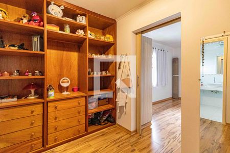 Casa à venda com 198m², 3 quartos e 4 vagas Casa à venda com 198m², 3 quartos e 4 vagasSuite 3 - Closet