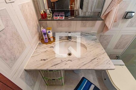 Casa à venda com 198m², 3 quartos e 4 vagas Casa à venda com 198m², 3 quartos e 4 vagasSuite 1 - Banheiro